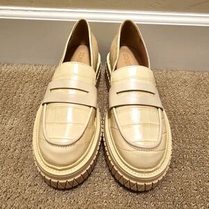 Schutz loafer flats viola platform sz 8 made in Brazil